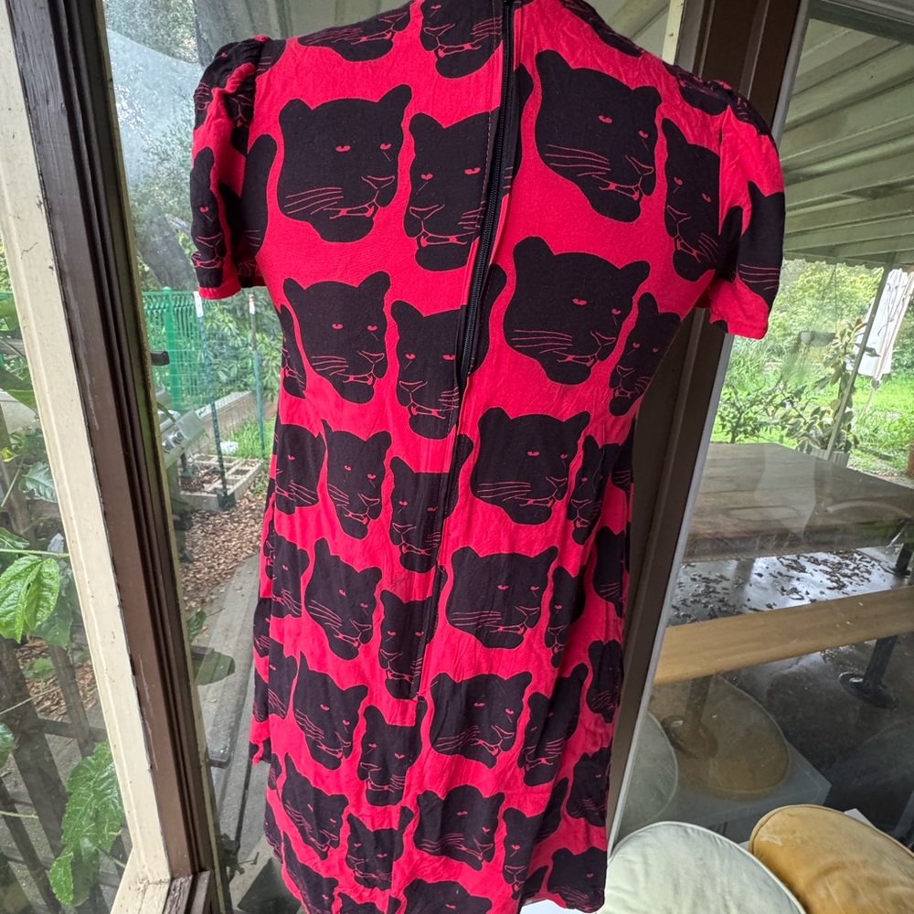 Nooworks short dress in coveted red panther print - Picture 8 of 11